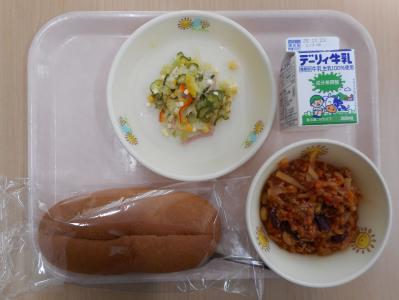 本日の学校給食献立の画像