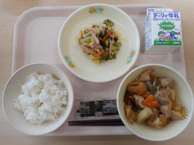 本日の学校給食献立の画像