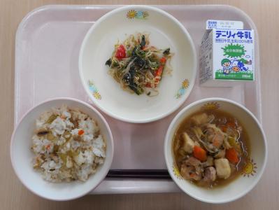 本日の学校給食献立の画像