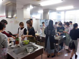 ベトナム料理教室の様子