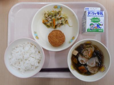 本日の学校給食献立の画像