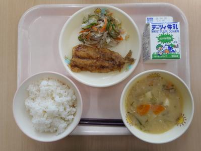 本日の学校給食献立の画像