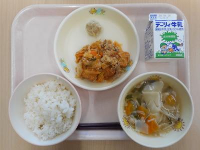 本日の学校給食献立の画像