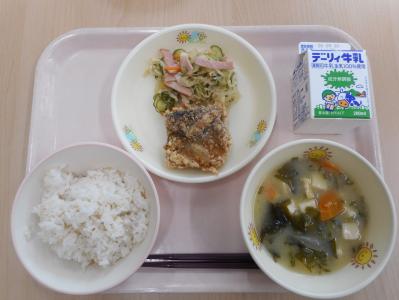 本日の学校給食献立の画像