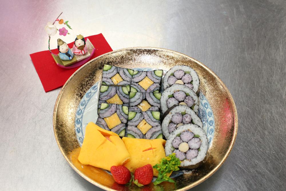 飾り巻き寿司四海巻きの画像