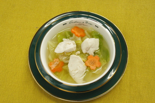 春キャベツのスープの完成の画像