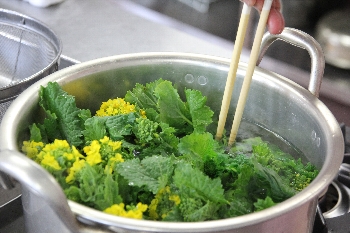 菜の花のお手軽サラダの作り方の画像1
