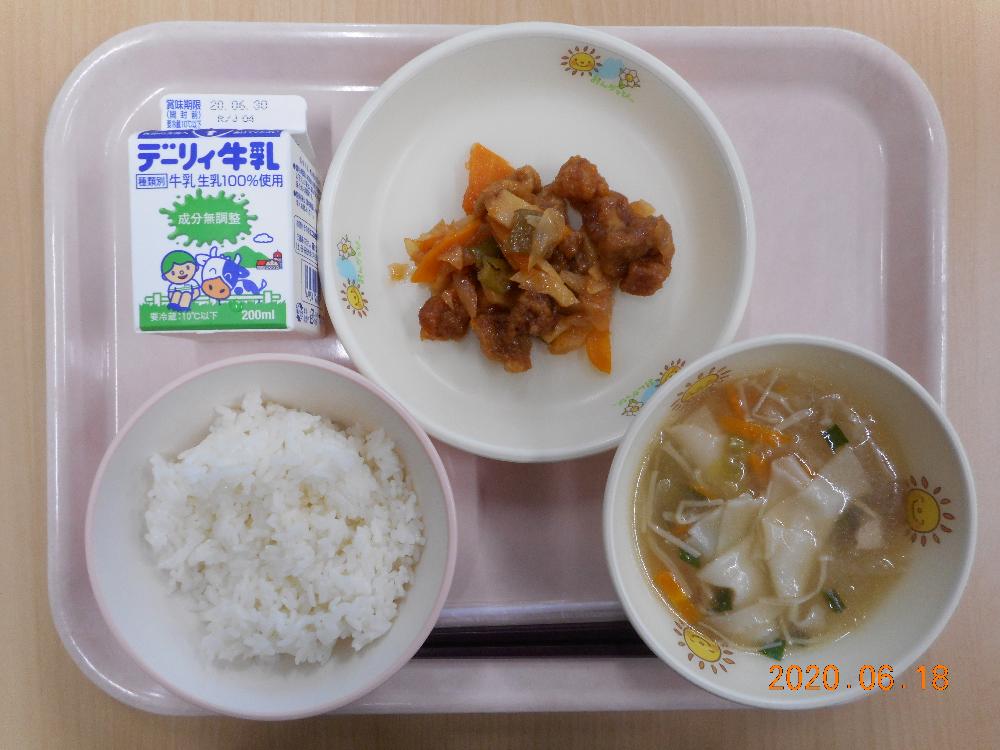 本日の学校給食献立の画像