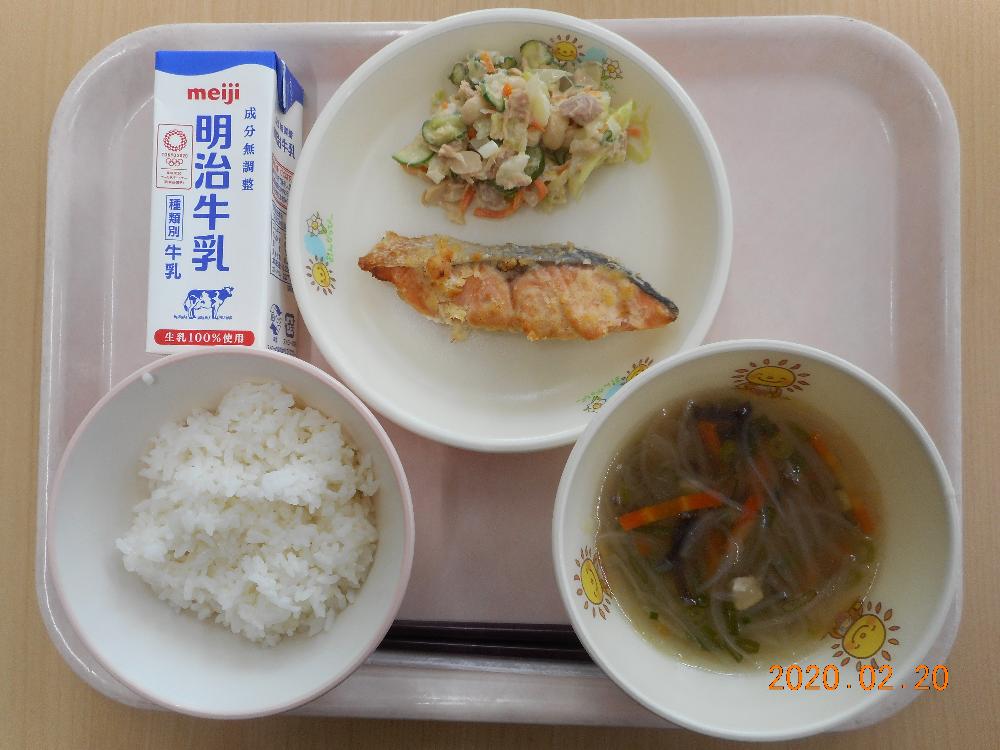 本日の学校給食献立の画像