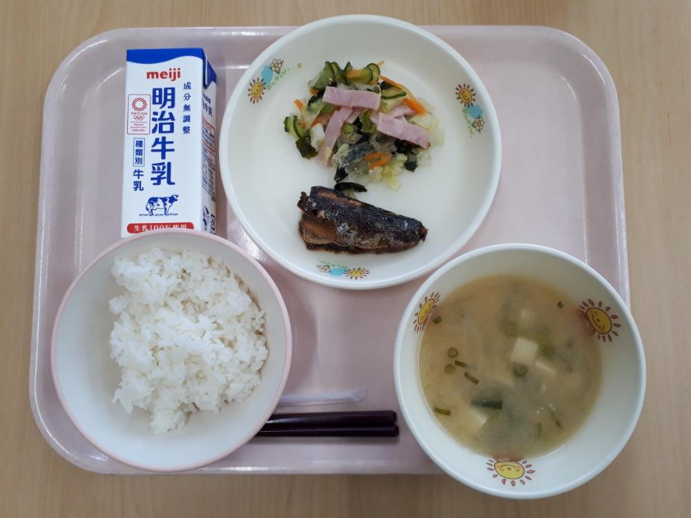 本日の学校給食献立の画像