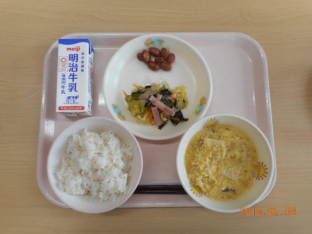 本日の学校給食献立の画像