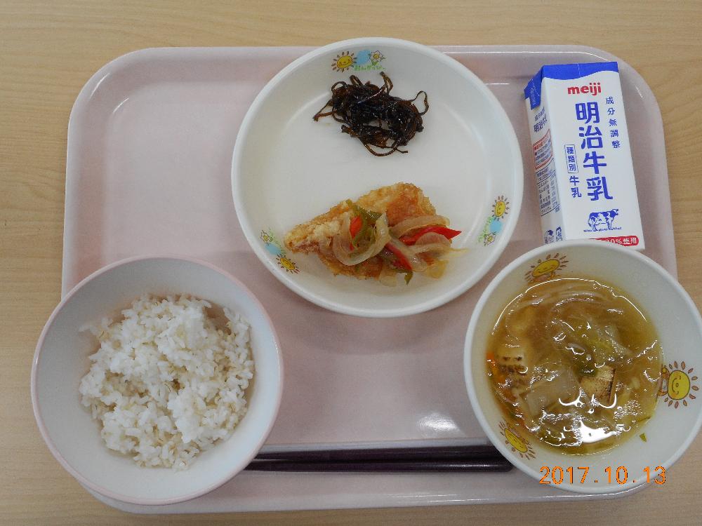 本日の学校給食献立の画像