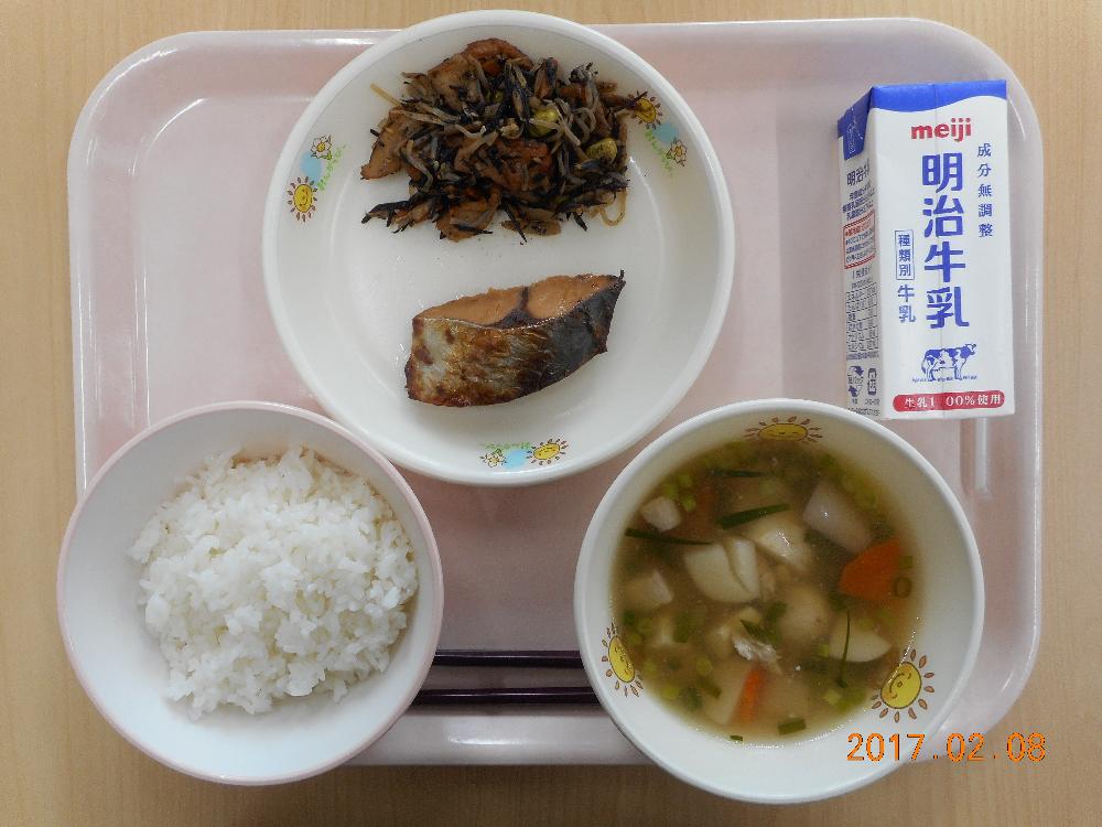 本日の学校給食献立の画像