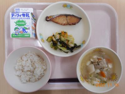 本日の学校給食献立の画像