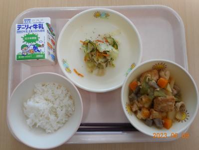 本日の学校給食献立の画像