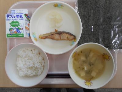 本日の学校給食献立の画像