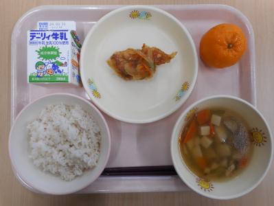 本日の学校給食献立の画像