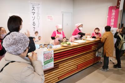 試食配布