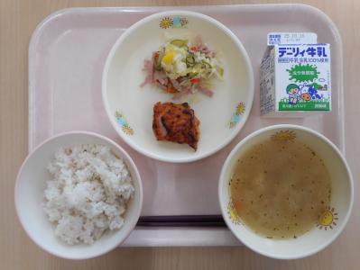 本日の学校給食献立の画像